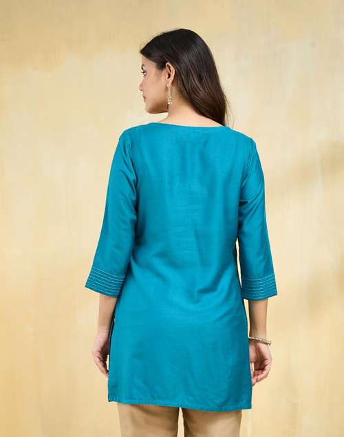 Teal Viscose Silk Pintucks Slim Fit Short Kurta Teal Viscose Silk Pintucks Slim Fit Short Kurta
