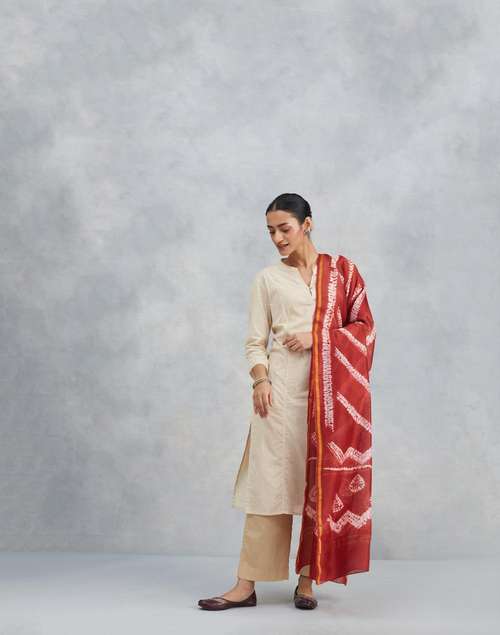 Red Cotton Silk Blend Tie & Dye Dupatta Red Cotton Silk Blend Tie & Dye Dupatta
