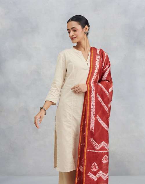 Red Cotton Silk Blend Tie & Dye Dupatta Red Cotton Silk Blend Tie & Dye Dupatta