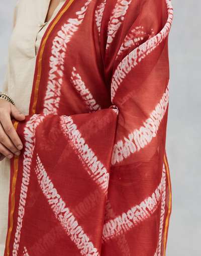 Red Cotton Silk Blend Tie & Dye Dupatta Red Cotton Silk Blend Tie & Dye Dupatta