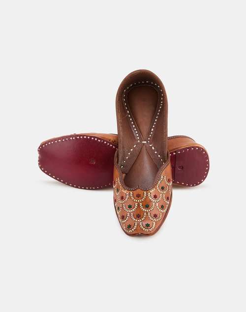 Brown Leather Juttie Brown Leather Juttie