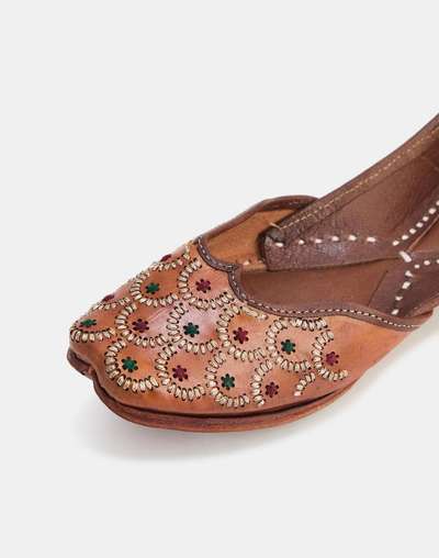 Brown Leather Juttie Brown Leather Juttie