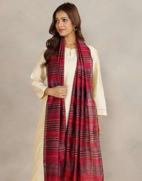 Red Silk Hand Woven Stole Red Silk Hand Woven Stole