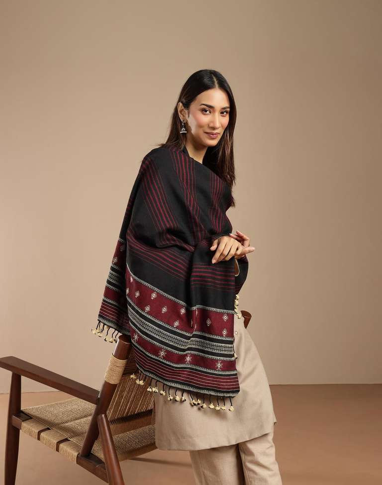 Buy Black Wool Shawl for Women Online at Fabindia 20247321