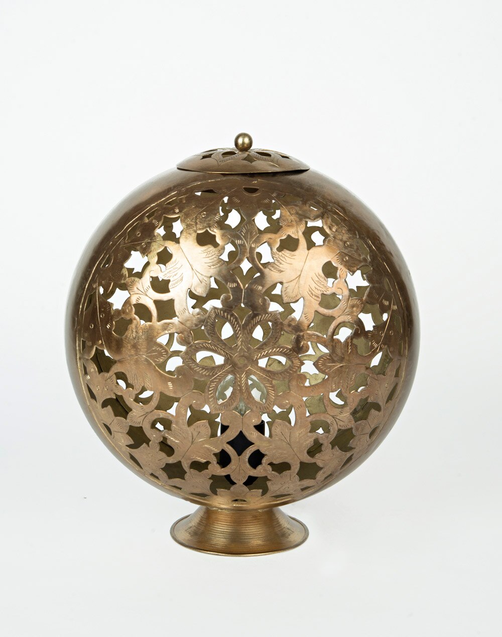 Brass Fazal Metal Cutwork Ambient Table Lamp