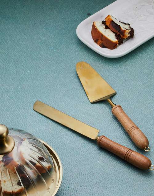 Brass Amantra Metal Cake Server 2pc Set Brass Amantra Metal Cake Server 2pc Set