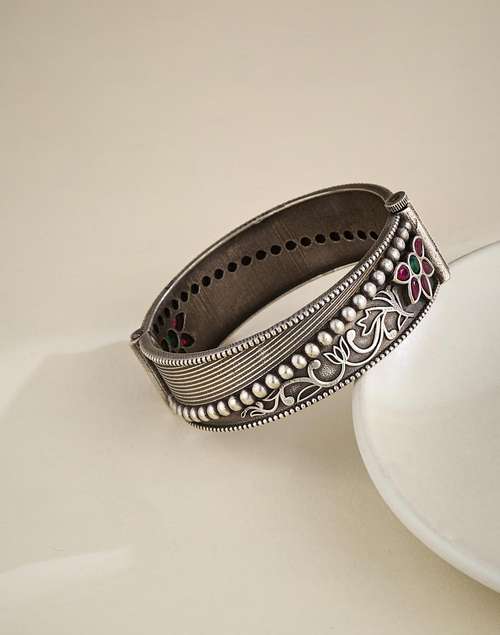 Openable Angle Buy Metal Openable Bangle for Women Online at Fabindia | 20301174