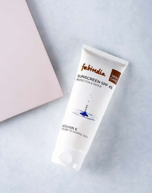 Vitamin E Sunscreen Cream-SPF 45 -120ml Vitamin E Sunscreen Cream-SPF 45 -120ml
