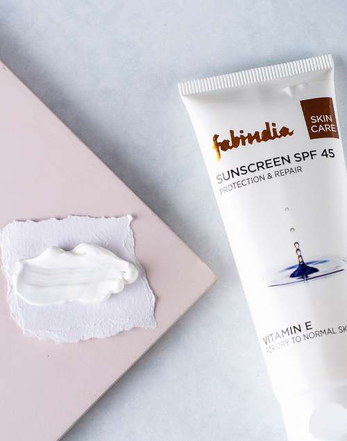 Vitamin E Sunscreen Cream-SPF 45 -120ml Vitamin E Sunscreen Cream-SPF 45 -120ml